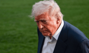 洪森玩砸了！佩通坦断水断电断通讯，阿努廷拒谈判，美出面也没用