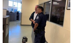 爱泼斯坦案68张新照片公布：包含相关知名男性影像、大量涂黑信息的女性护照照片