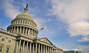 美政府“停摆”继续 参议院第13次否决临时拨款法案