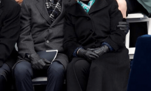 外媒:拜登宣布退出总统选举,克林顿和希拉里表态支持哈里斯